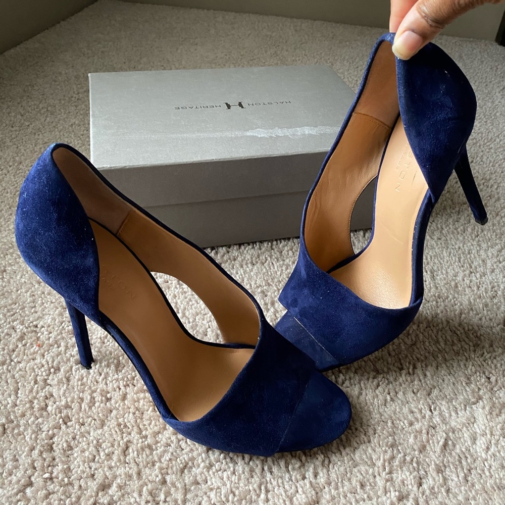 Halston! Blue suede designer stilettos sandals